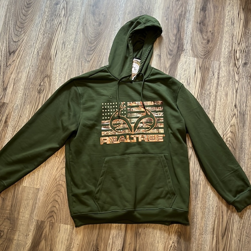 Realtree Hoodie NWT green camo American flag hoodie